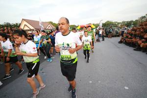 BIB: 
                            <button type="button" onclick="openModal(3530949)" class="btn btn-primary btn-sm float-right btn-popup" data-toggle="modal" data-target=".modal-high-quality">
                        <i class="fas fa-shopping-cart"></i> Add to Cart
                    </button>
                                            <button type="button" onclick="isThisMe(3530949, true)" class="btn btn-success btn-sm float-right btn-popup btn-isme hidden" data-toggle="tooltip" data-placement="bottom" title="นี่คือรูปของคุณใช่ไหม คลิกที่นี่เพื่อเอาเข้าอัลบั้ม">
                        <i class="fas fa-plus"></i> Add to album
                    </button>
                    <button type="button" onclick="isThisMe(3530949, false)" class="btn btn-warning btn-sm float-right btn-popup btn-isnotme hidden">
                        <i class="fas fa-ban"></i> Remove from album
                    </button>